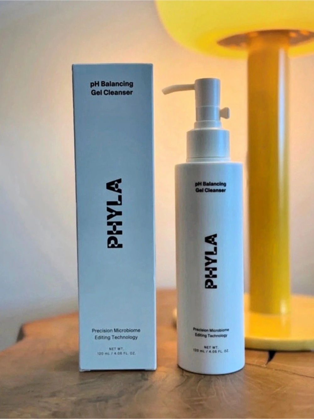 PHYLA pH Balancing Gel Cleanser Gel Cleanser